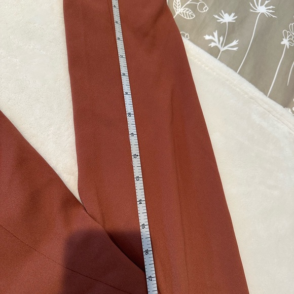 Express women’s pantsuit size L rust color - Picture 8 of 13